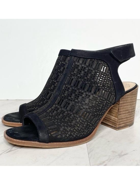 Vince Camuto Shoes - Vince Camuto Keannie Laser Cut Black Suede Shootie Sandal 9M